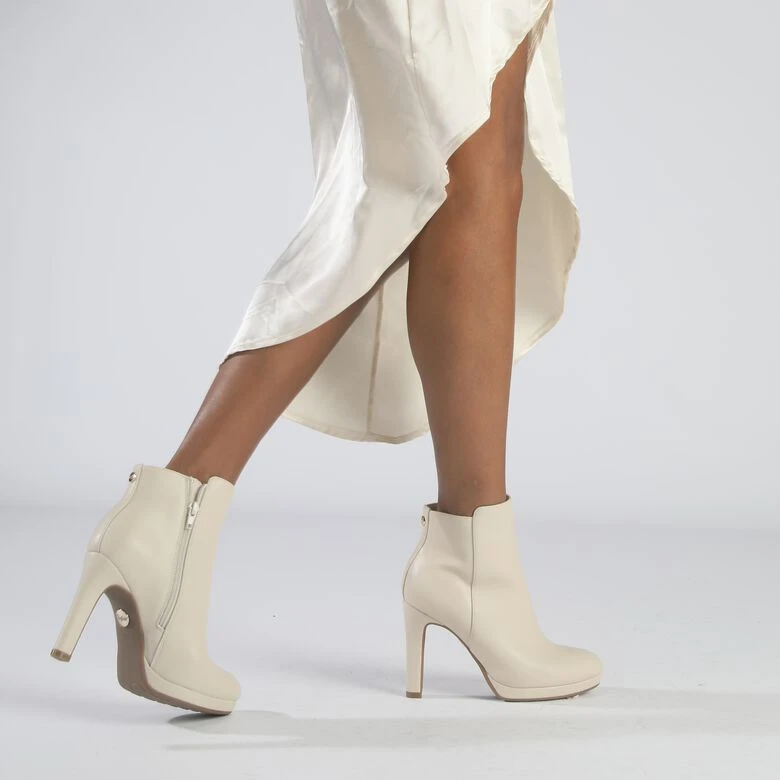 Buffalo Roxana 2 Buffalo Roxana – Bild 2