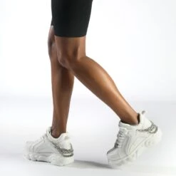 Titelseite -Outlet BUFFALO Store 2144739 P2