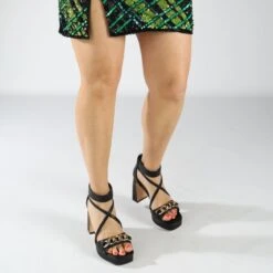 Titelseite -Outlet BUFFALO Store 2196540 P2