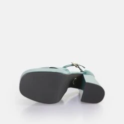 Buffalo May Cross -Outlet BUFFALO Store 2196555 P7