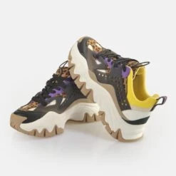 Buffalo Trail One -Outlet BUFFALO Store 2221201 P4