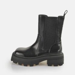 Buffalo Nabu Chelsea